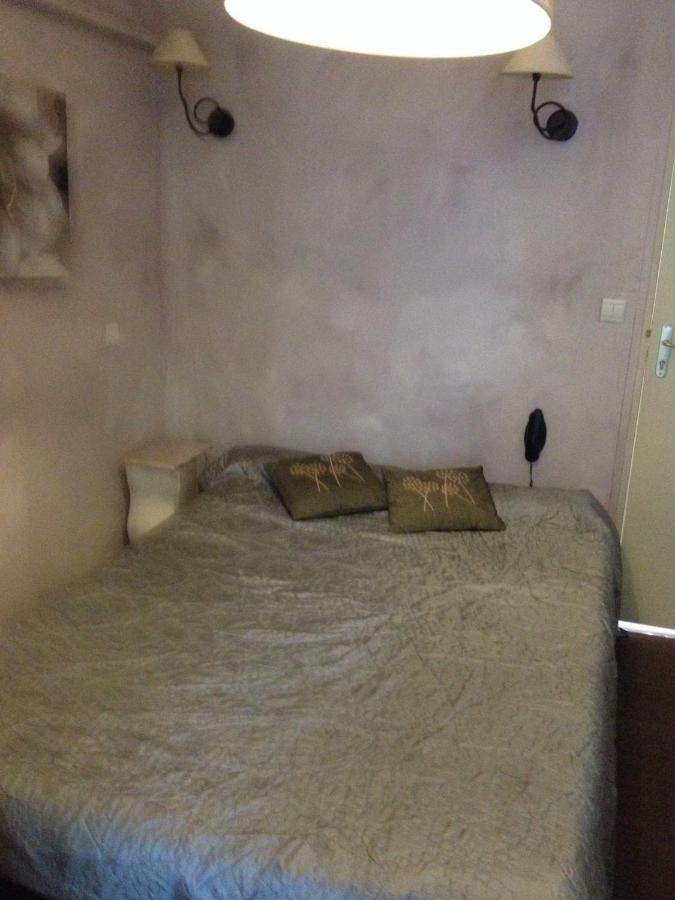Hotel Felix Nisa Cameră foto